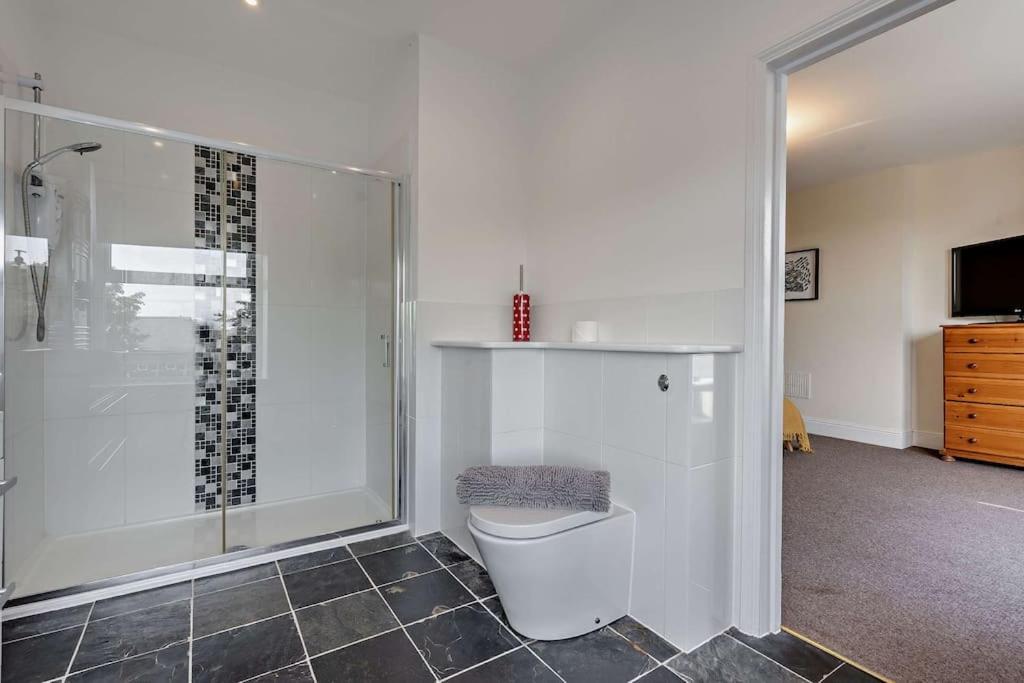Villa Dizzy Heights Swanage Sleeps 10 With Amazing Views Extérieur photo