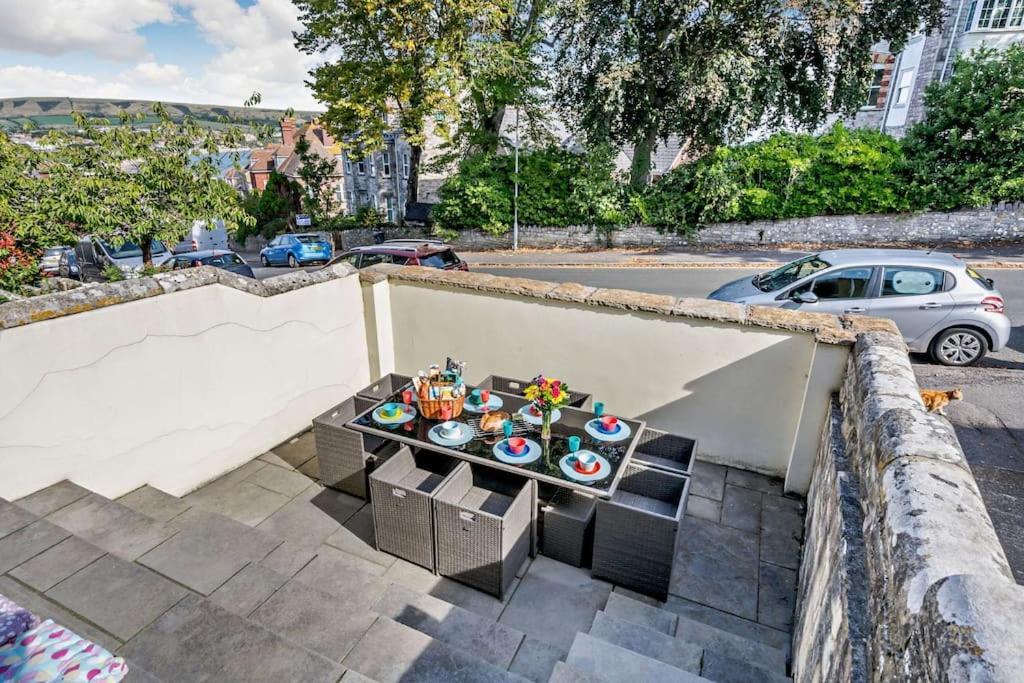 Villa Dizzy Heights Swanage Sleeps 10 With Amazing Views Extérieur photo