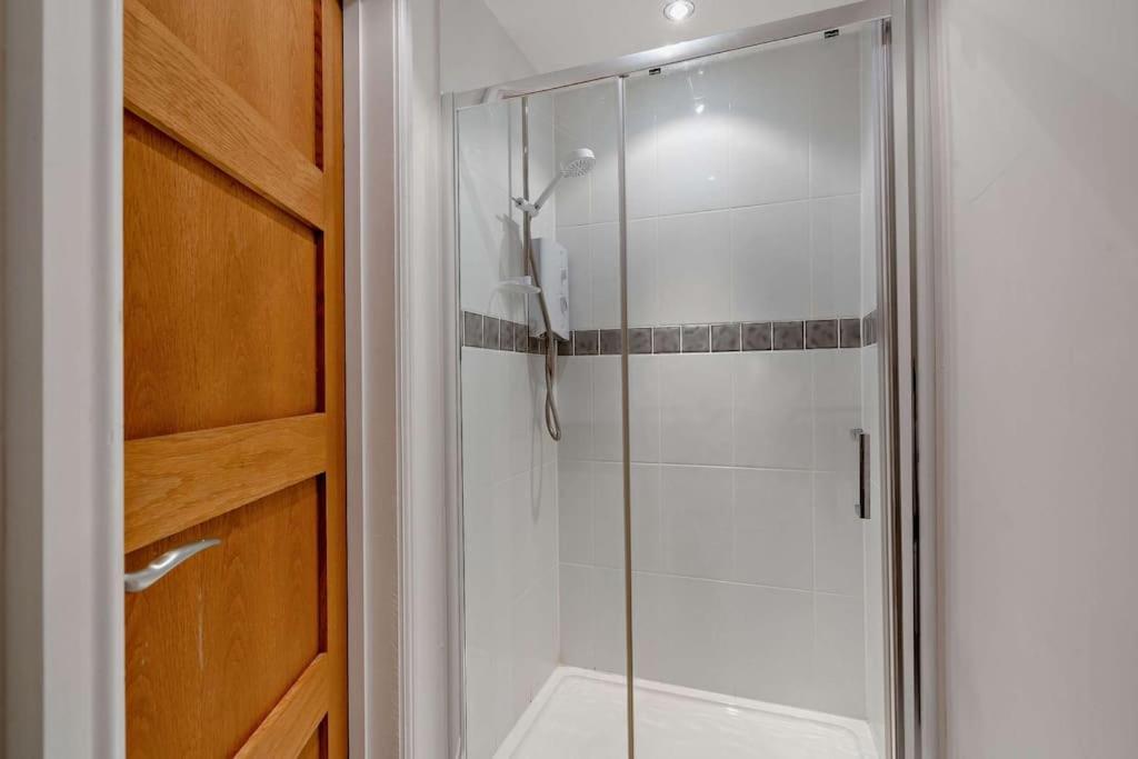 Villa Dizzy Heights Swanage Sleeps 10 With Amazing Views Extérieur photo