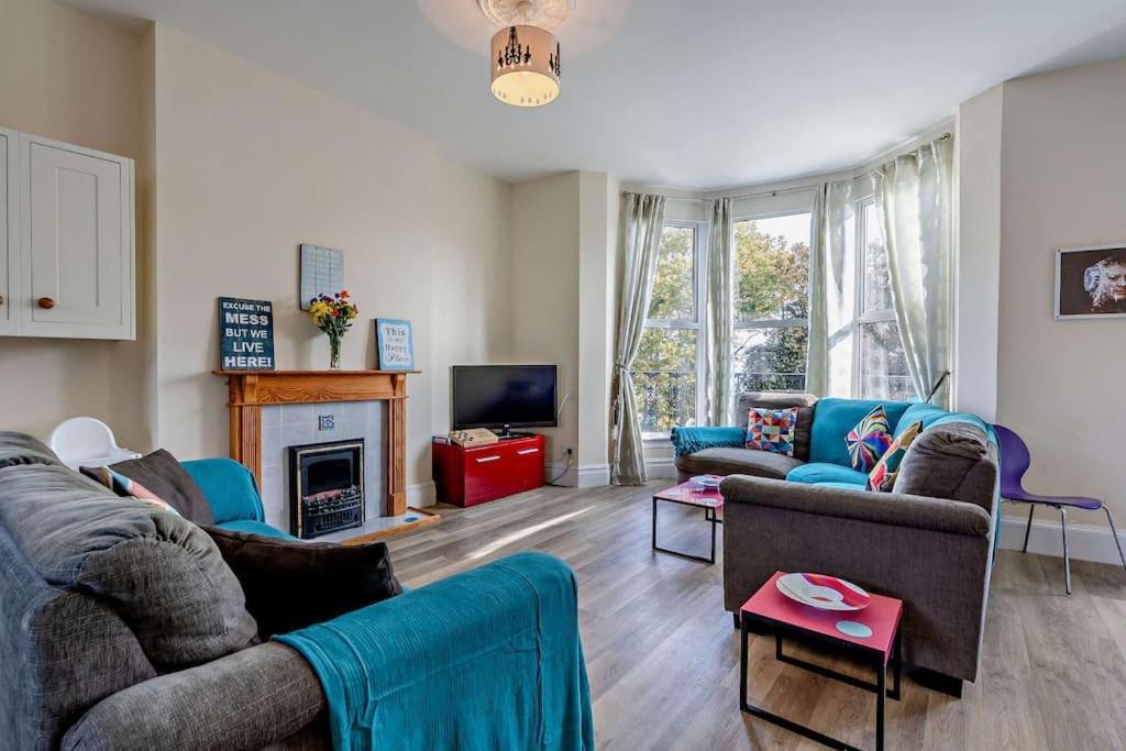 Villa Dizzy Heights Swanage Sleeps 10 With Amazing Views Extérieur photo