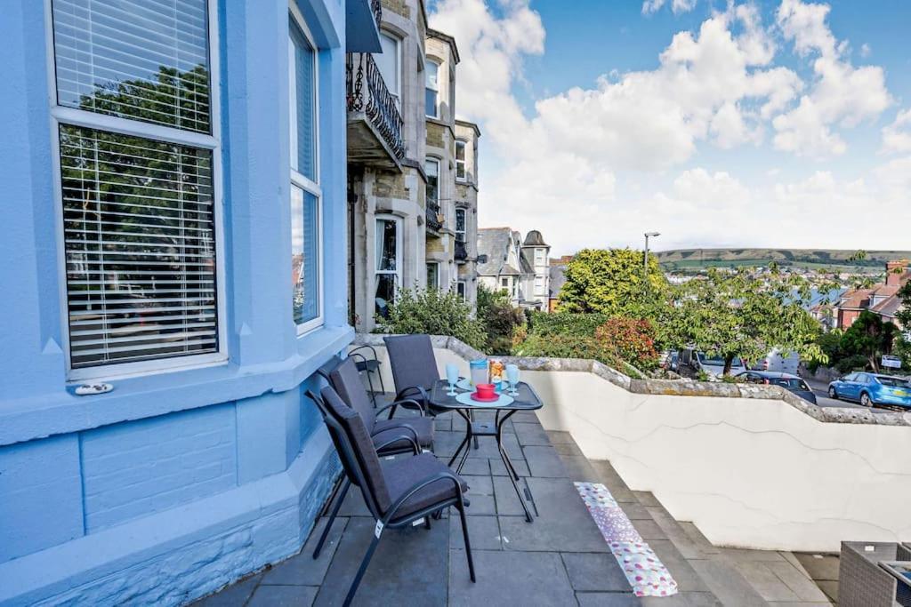 Villa Dizzy Heights Swanage Sleeps 10 With Amazing Views Extérieur photo